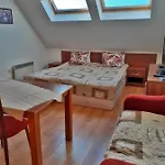 Pirin Place Apartahotel