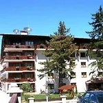 Pirin Place Apartahotel
