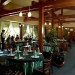 Pirin Place Apartahotel