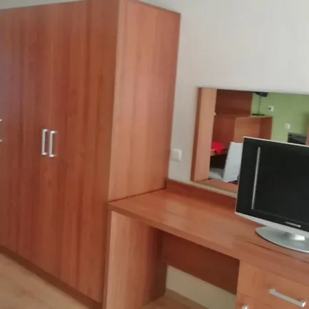 皮林广场斯克酒店