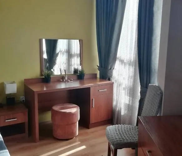 皮林广场斯克酒店 3*