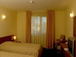 皮林广场斯克酒店 公寓式酒店 3*