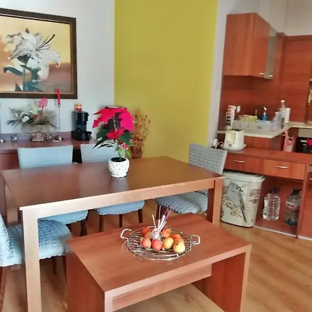 Pirin Place Apartahotel